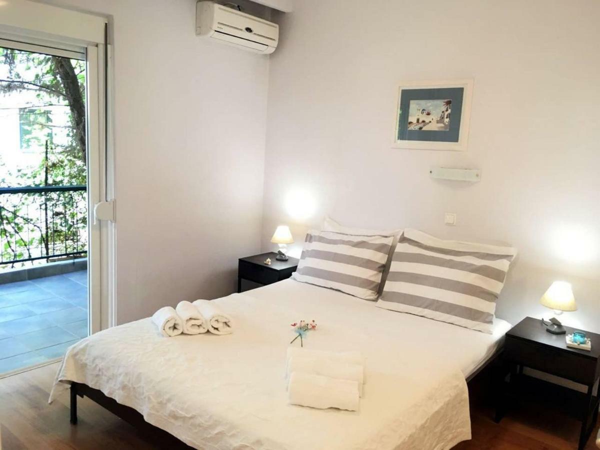 Cute Vouliagmeni Apartment in a Unique Location Athènes Extérieur photo